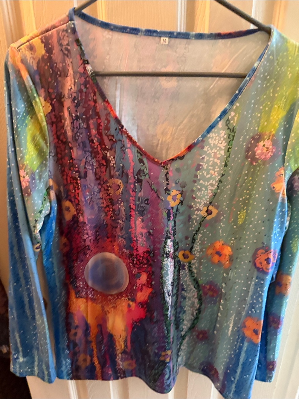 Amazon Multicolor V-Neck Long Sleeve Floral Abstract Top